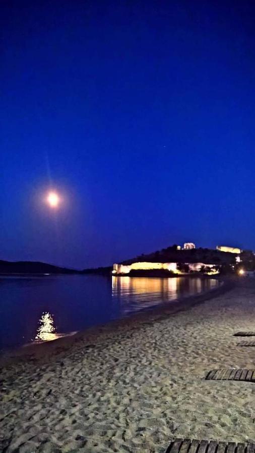 Sea And Sky Apartment Néa Péramos エクステリア 写真
