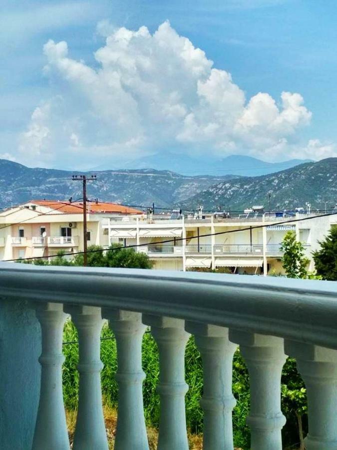 Sea And Sky Apartment Néa Péramos エクステリア 写真